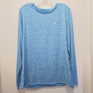 🌺 Under Armour Light Blue Long Sleeve HeatGear T-Shirt